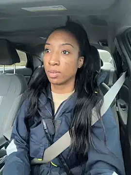 Iceblanca online show from November 14, 2025, 9:24 pm