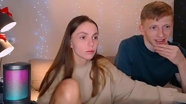 juliaanddima online show from February 9, 2025, 10:00 pm