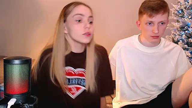 juliaanddima online show from January 10, 2026, 9:52 pm