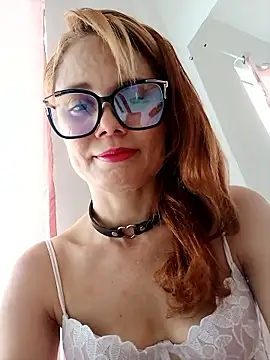 Snapshot of Meganlola chatting on October 25, 2025, 3:51 pm Meganlola online show from October 25, 2025, 3:51 pm