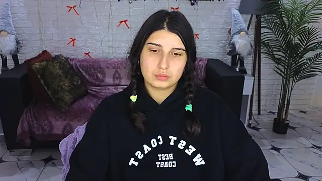 Linda EX online show from December 14, 2024, 11:50 am