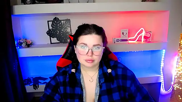 Emily Mo online show from January 17, 2025, 9:39 am