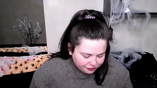 Emily Mo online show from October 29, 2025, 6:59 am