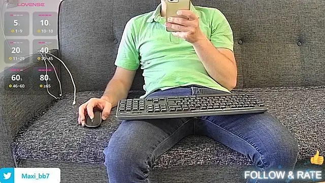 Snapshot of ydk__7 chatting on June 14, 2026, 1:35 pm ydk 7 online show from June 14, 2026, 1:35 pm