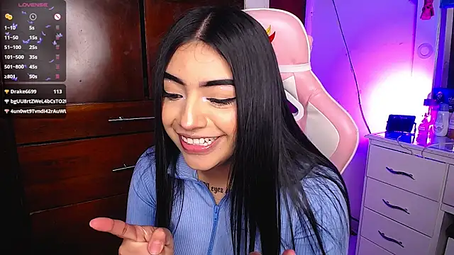 eva six online show from March 5, 2025, 9:26 pm