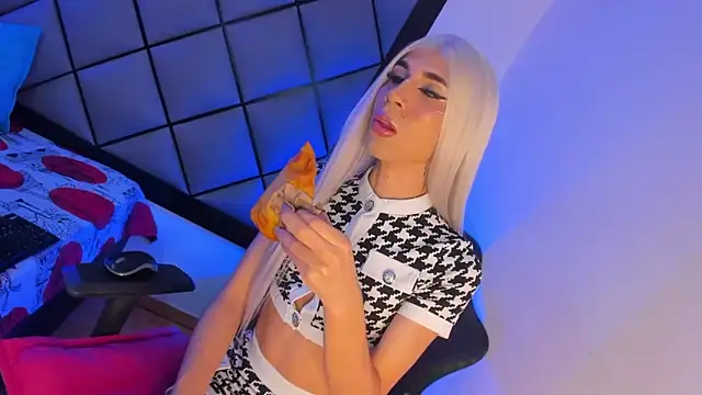 GeorginaCute  online show from November 29, 2025, 12:30 pm