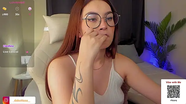 dakottaa  online show from January 22, 2025, 10:26 pm