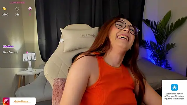 dakottaa  online show from March 22, 2025, 2:27 am