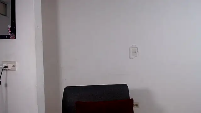 kitty  horny online show from September 18, 2025, 11:34 am