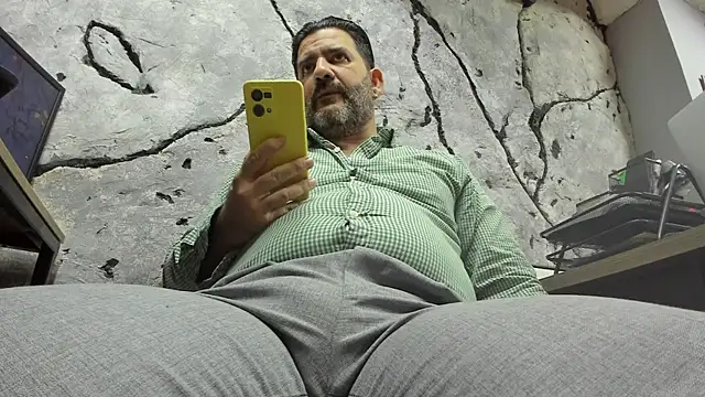 Maxi TheBigDaddy online show from October 21, 2025, 11:44 am