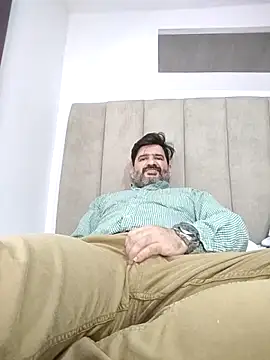 Maxi TheBigDaddy online show from February 26, 2026, 11:26 pm