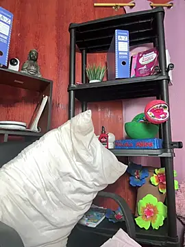 jademoomsm online show from March 20, 2026, 10:47 pm