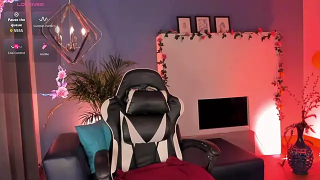 Megan inked online show from February 13, 2026, 4:19 am