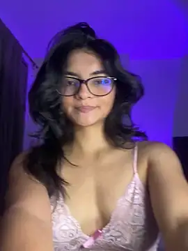 Snapshot of Cat2525 chatting on February 7, 2025, 12:53 am Cat2525 online show from February 7, 2025, 12:53 am