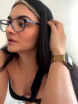 Cat2525 online show from November 21, 2025, 9:02 pm