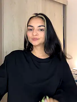 Snapshot of Cat2525 chatting on December 3, 2025, 2:30 am Cat2525 online show from December 3, 2025, 2:30 am