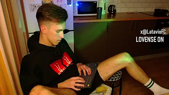 Midnighter  online show from September 20, 2025, 1:17 am