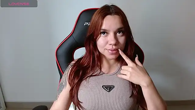 Snapshot of samantha_tattu chatting on December 23, 2024, 7:09 pm samantha tattu online show from December 23, 2024, 7:09 pm