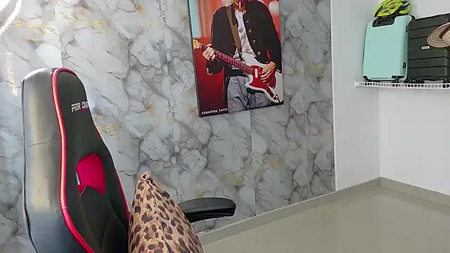 Snapshot of samantha_tattu chatting on September 30, 2025, 9:53 pm samantha tattu online show from September 30, 2025, 9:53 pm