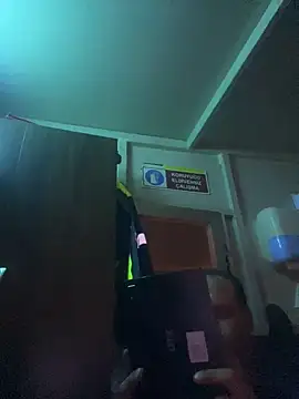 Snapshot of mustican422 chatting on December 6, 2024, 10:41 pm mustican422 online show from December 6, 2024, 10:41 pm