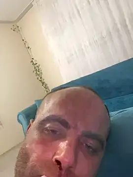 Snapshot of mustican422 chatting on January 26, 2025, 1:20 am mustican422 online show from January 26, 2025, 1:20 am