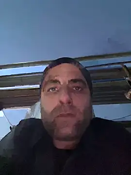 Snapshot of mustican422 chatting on January 28, 2025, 3:35 pm mustican422 online show from January 28, 2025, 3:35 pm