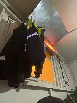 Snapshot of mustican422 chatting on January 28, 2025, 7:42 pm mustican422 online show from January 28, 2025, 7:42 pm