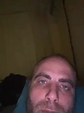 Snapshot of mustican422 chatting on January 28, 2025, 10:45 pm mustican422 online show from January 28, 2025, 10:45 pm