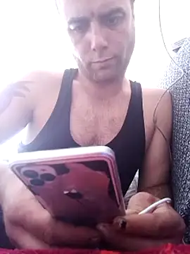 Snapshot of mustican422 chatting on March 4, 2025, 7:41 am mustican422 online show from March 4, 2025, 7:41 am