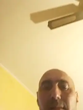 Analove1976 online show from July 17, 2026, 5:18 pm