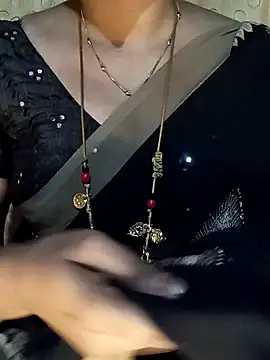 tuttifrutti17 online show from December 20, 2024, 6:24 pm