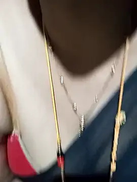 tuttifrutti17 online show from October 27, 2025, 6:12 pm