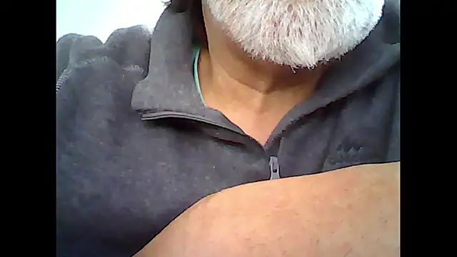 xcimeru online show from October 17, 2025, 7:11 am