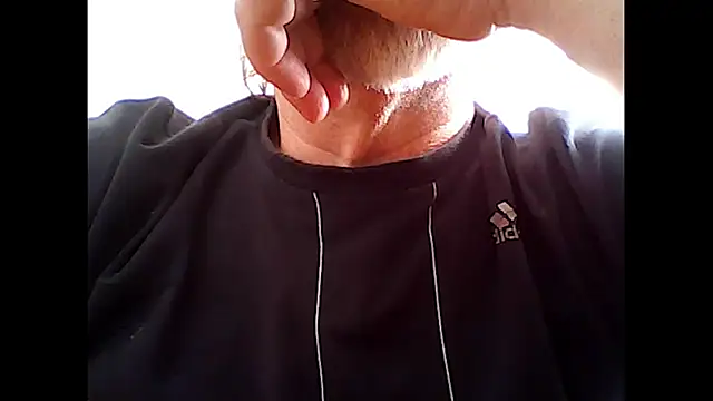 xcimeru online show from October 24, 2025, 1:40 pm