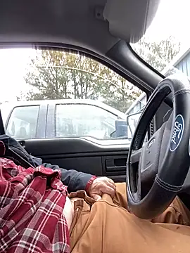 Snapshot of Themechanic420 chatting on January 7, 2025, 6:24 pm Themechanic420 online show from January 7, 2025, 6:24 pm