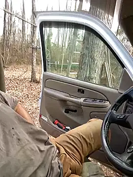 Snapshot of Themechanic420 chatting on February 10, 2025, 1:44 pm Themechanic420 online show from February 10, 2025, 1:44 pm