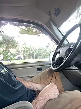 Snapshot of Themechanic420 chatting on October 2, 2025, 12:56 pm Themechanic420 online show from October 2, 2025, 12:56 pm