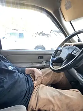 Snapshot of Themechanic420 chatting on November 25, 2025, 9:04 pm Themechanic420 online show from November 25, 2025, 9:04 pm