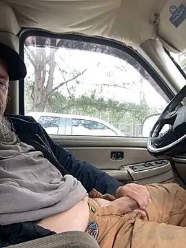 Snapshot of Themechanic420 chatting on February 10, 2026, 3:16 pm Themechanic420 online show from February 10, 2026, 3:16 pm