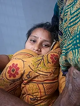 Snapshot of Rani019 chatting on February 28, 2026, 7:59 pm Rani019 online show from February 28, 2026, 7:59 pm