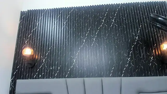 Angie Will online show from December 17, 2025, 8:15 pm