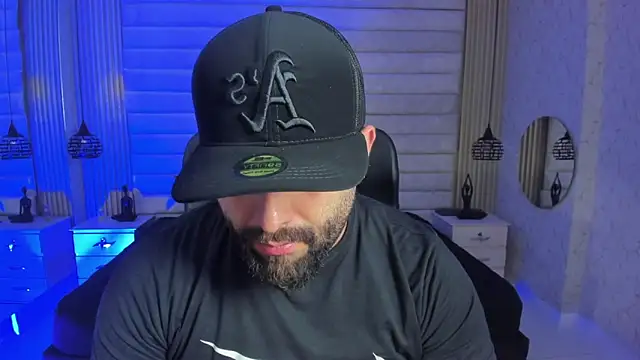 jhon bear03 online show from February 4, 2026, 11:27 am