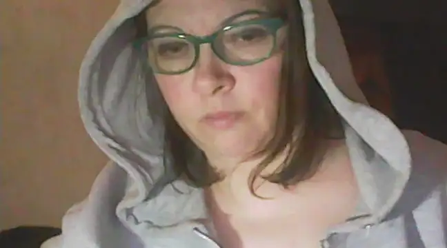 deluxpussy online show from February 9, 2025, 12:06 am