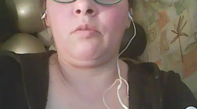 deluxpussy online show from March 6, 2025, 8:27 pm