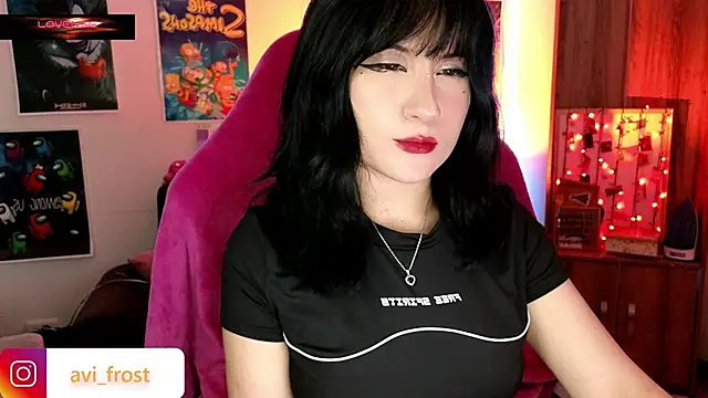 Snapshot of avi_frost chatting on January 14, 2025, 9:35 am avi frost online show from January 14, 2025, 9:35 am