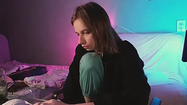 Frank Fraer online show from December 23, 2024, 7:20 pm