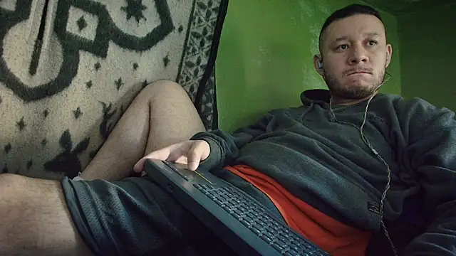 sweet cock28 online show from November 9, 2025, 2:04 pm