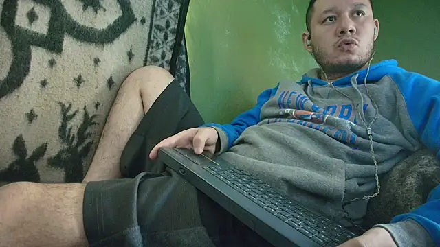 sweet cock28 online show from November 21, 2025, 3:33 pm