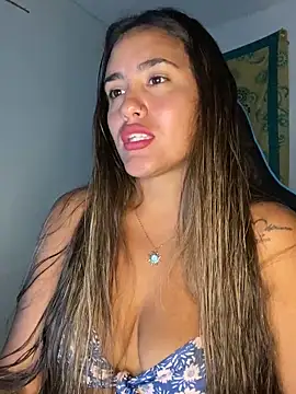 Snapshot of fenixgre chatting on October 4, 2025, 8:51 pm fenixgre online show from October 4, 2025, 8:51 pm