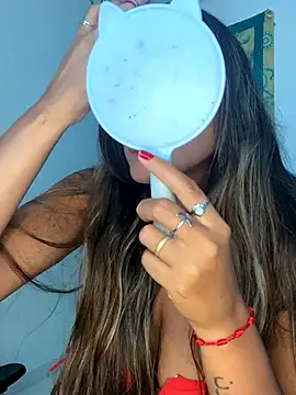 Snapshot of fenixgre chatting on October 12, 2025, 6:07 pm fenixgre online show from October 12, 2025, 6:07 pm